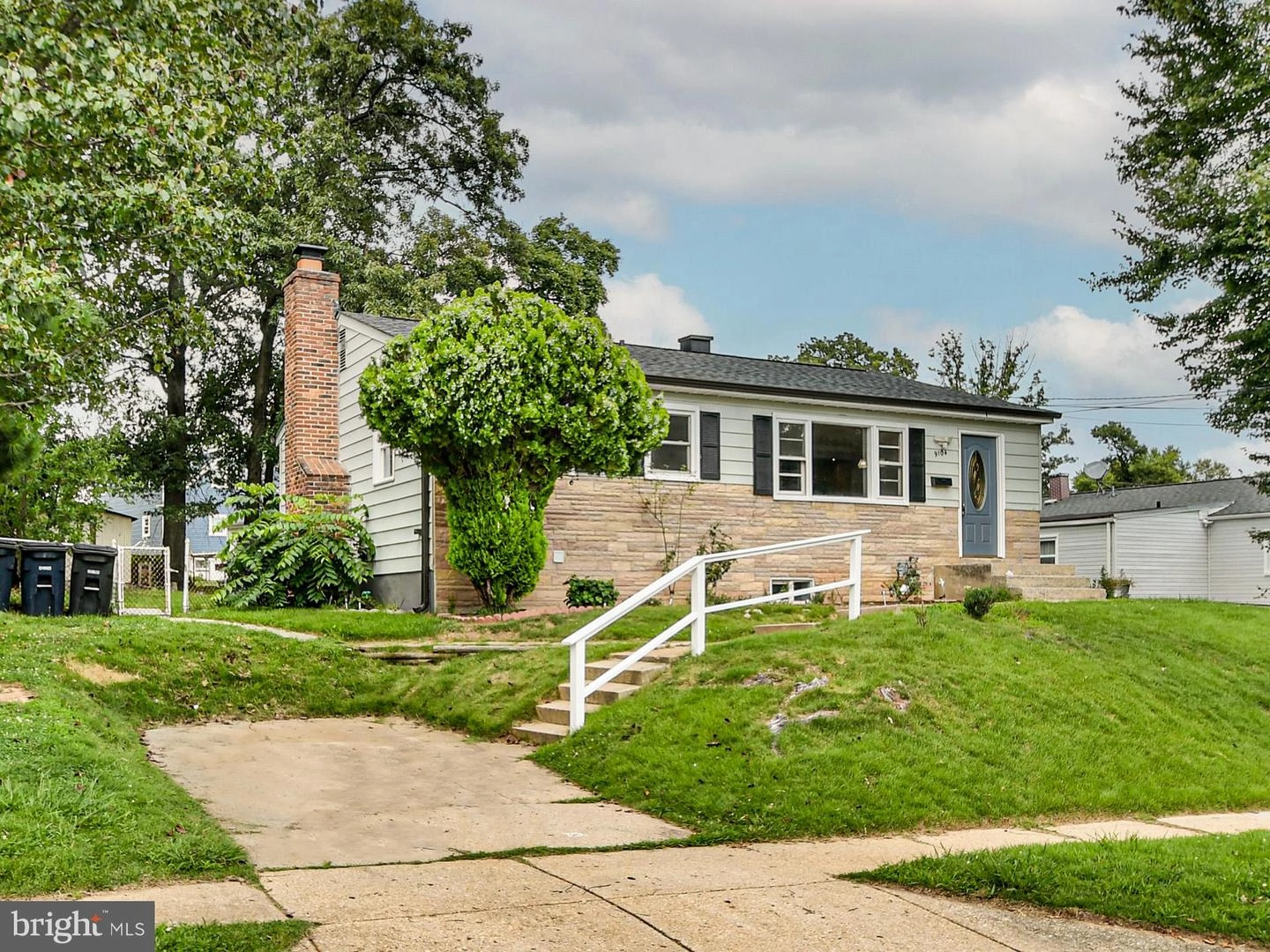 9104 Kinzer St, Lanham, MD 20706 photo 1