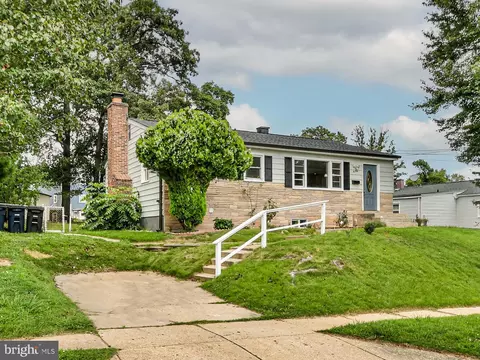 9104 Kinzer St, Lanham, MD 20706