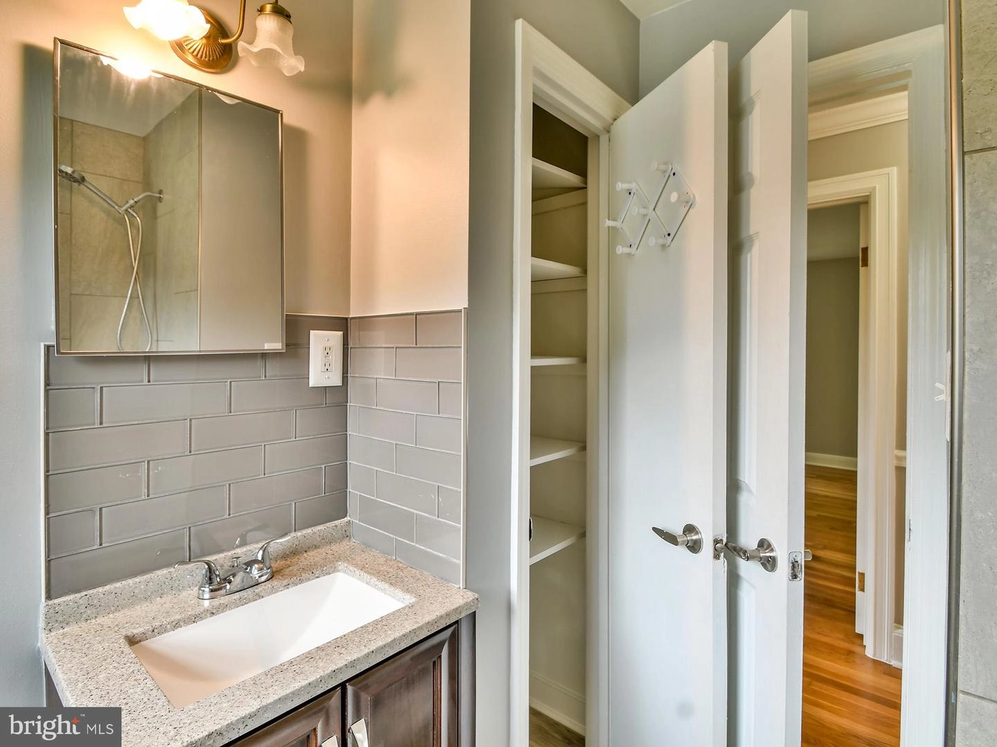 9104 Kinzer St, Lanham, MD 20706 photo 26