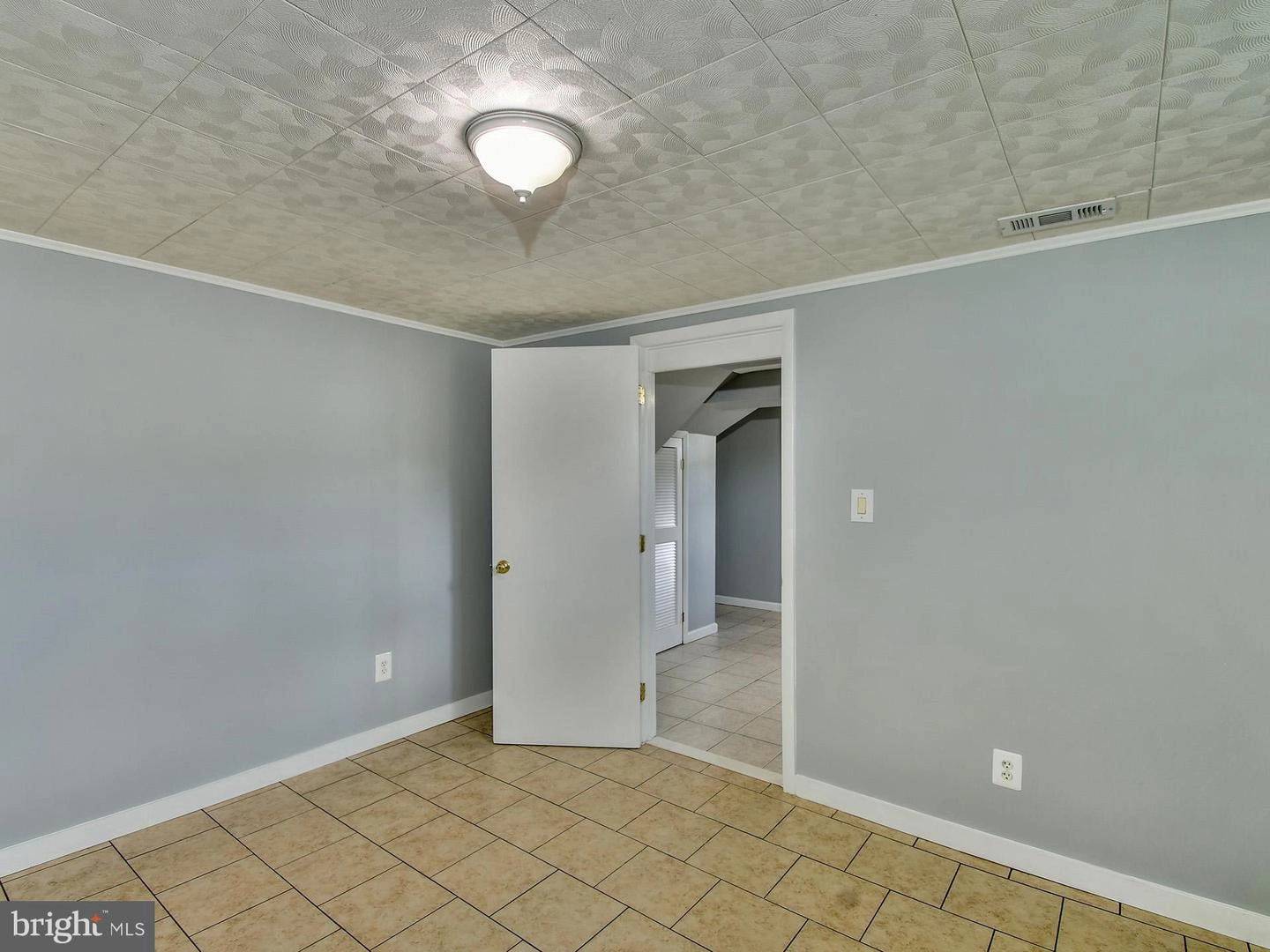 9104 Kinzer St, Lanham, MD 20706 photo 43