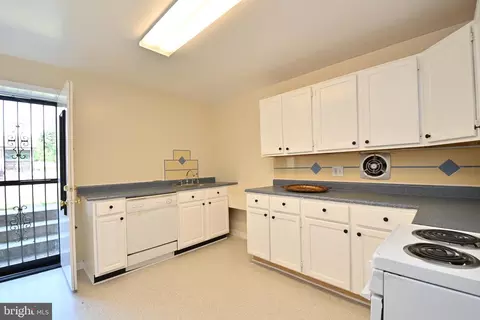11512 Marjorie Dr, Bowie, MD 20721 photo 52