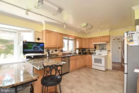 11512 Marjorie Dr, Bowie, MD 20721 photo 27