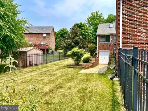 11512 Marjorie Dr, Bowie, MD 20721 photo 5