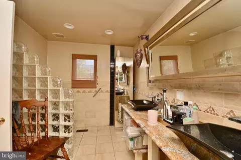 11512 Marjorie Dr, Bowie, MD 20721 photo 41