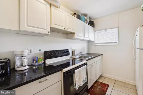6818 Cipriano Rd, Lanham, MD 20706 photo 21