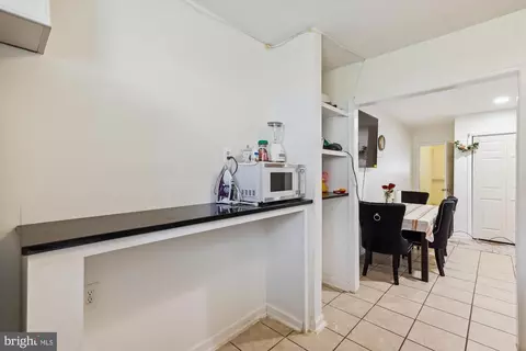 6818 Cipriano Rd, Lanham, MD 20706 photo 22