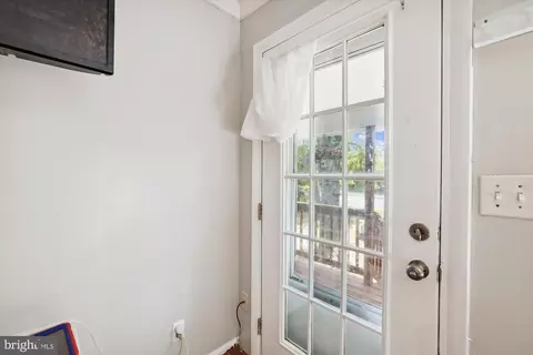 6818 Cipriano Rd, Lanham, MD 20706 photo 32