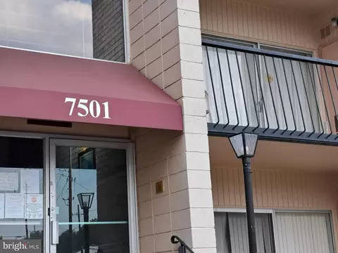 7501 Riverdale Rd #2012, New Carrollton, MD 20784