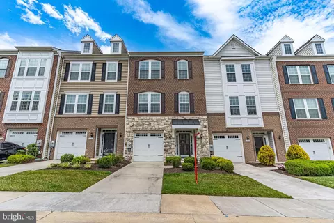 4821 Forest Pines Dr, Upper Marlboro, MD 20772