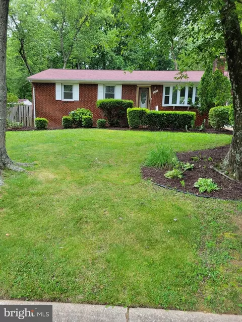 5609 San Juan Dr, Clinton, MD 20735