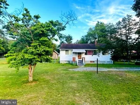 8620 Woodyard Rd, Clinton, MD 20735