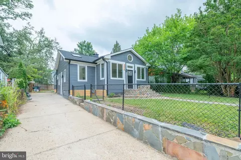 3906 Nicholson St, Hyattsville, MD 20782
