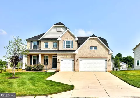 4300 Manor Field Dr, Bowie, MD 20720