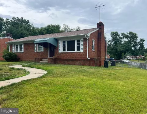 6710 Border Pl, Fort Washington, MD 20744