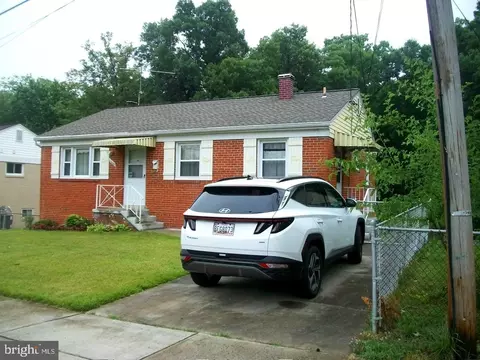 6506 99th Pl, Lanham, MD 20706 photo 2
