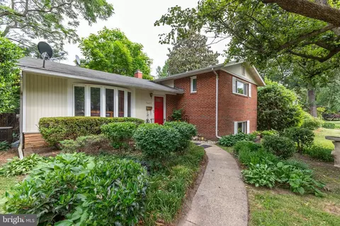 7407 Baylor Ave, College Park, MD 20740