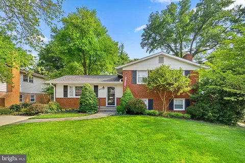 5808 Swarthmore Dr, Berwyn Heights, MD 20740