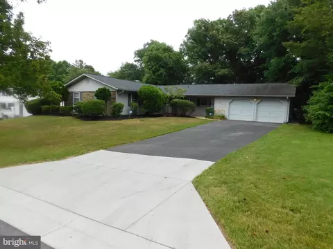 12205 Valerie Ln, Laurel, MD 20708 photo 5