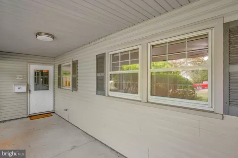 12205 Valerie Ln, Laurel, MD 20708 photo 13