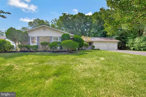 12205 Valerie Ln, Laurel, MD 20708 photo 10