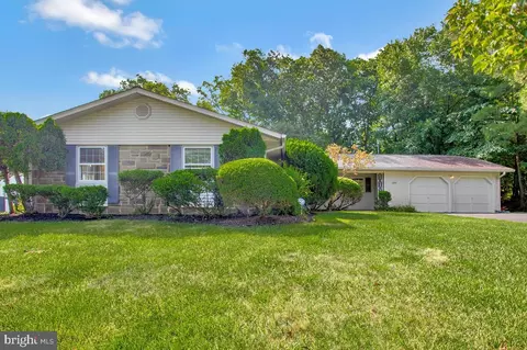 12205 Valerie Ln, Laurel, MD 20708 photo 8