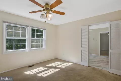 12205 Valerie Ln, Laurel, MD 20708 photo 18