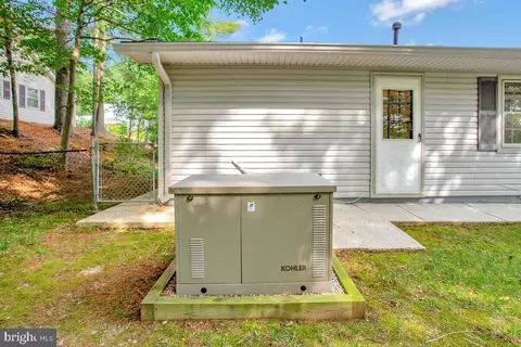 12205 Valerie Ln, Laurel, MD 20708 photo 49