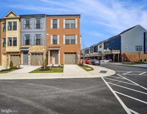 10312 Vista Sola Way, Lanham, MD 20706