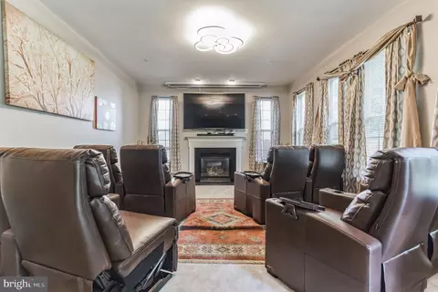 8704 Dorian Ln, Clinton, MD 20735 photo 16