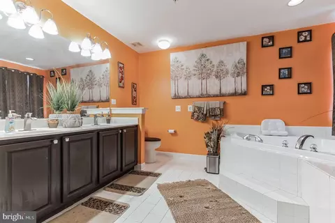8704 Dorian Ln, Clinton, MD 20735 photo 25