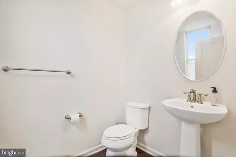 10210 Aerospace Rd, Lanham, MD 20706 photo 11