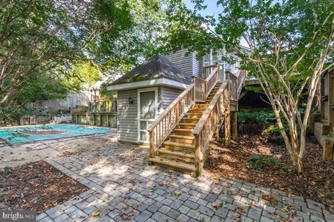 3300 New Coach Ln, Bowie, MD 20716
