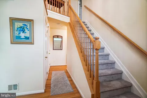 10003 Goose Pond Ct, Laurel, MD 20708 photo 6