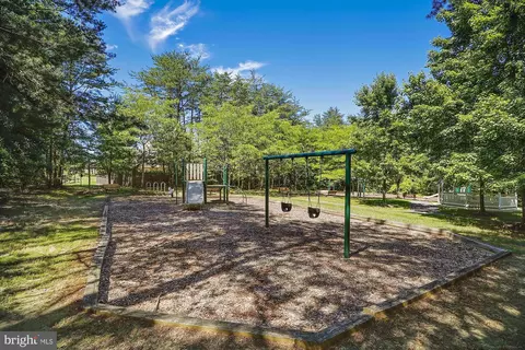 10003 Goose Pond Ct, Laurel, MD 20708 photo 33