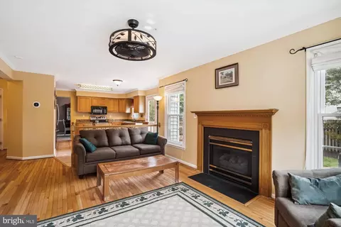 10003 Goose Pond Ct, Laurel, MD 20708 photo 15