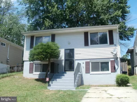 6612 Valley Park Rd, Capitol Heights, MD 20743