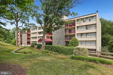 9203 New Hampshire Ave #306, Silver Spring, MD 20903