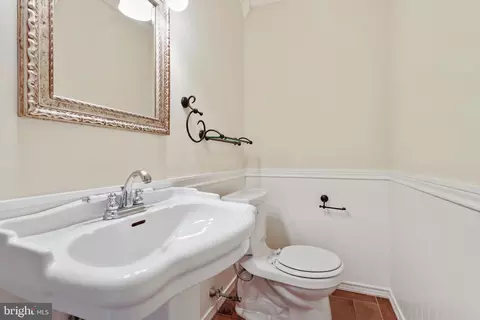 12211 Mount Pleasant Dr, Laurel, MD 20708 photo 23