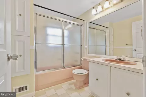 12211 Mount Pleasant Dr, Laurel, MD 20708 photo 34