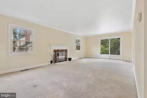 12211 Mount Pleasant Dr, Laurel, MD 20708 photo 22