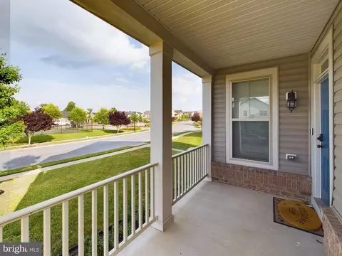 9207 Rice Ave, Lanham, MD 20706 photo 2
