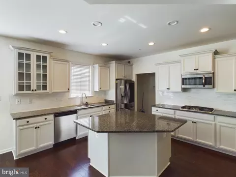 9207 Rice Ave, Lanham, MD 20706 photo 22