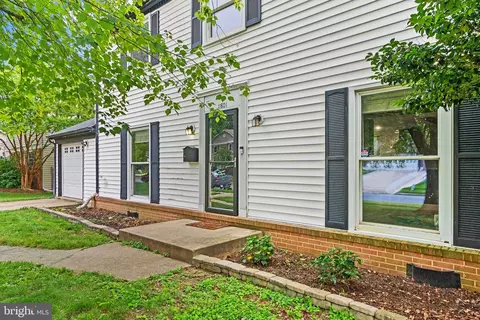 11801 Montague Dr, Laurel, MD 20708 photo 3