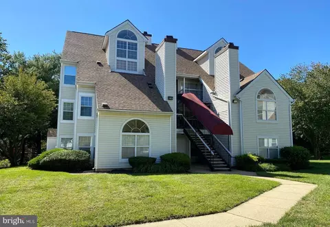 1002 Fallcrest Ct #3-101, Bowie, MD 20721