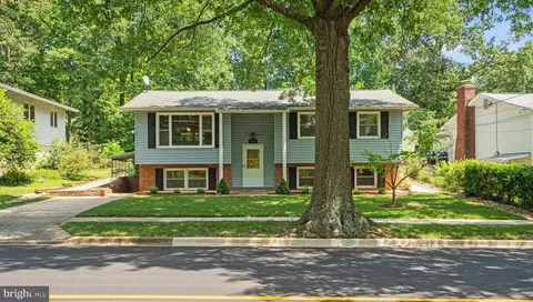 106 Lastner Ln, Greenbelt, MD 20770