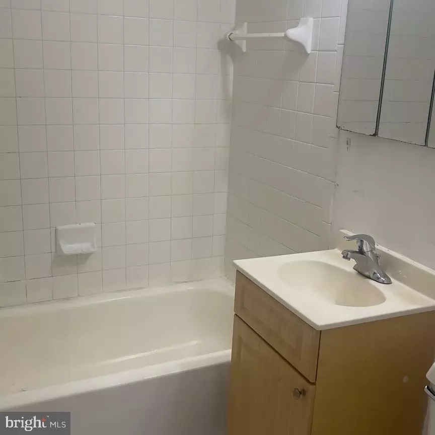  1009 Chillum Rd #307, Hyattsville, MD 20782 photo 3