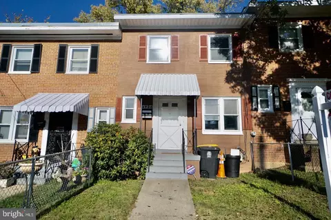 4920 Maury Pl, Oxon Hill, MD 20745