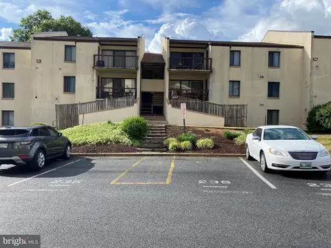 10117 Prince Pl #202-2B, Upper Marlboro, MD 20774