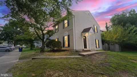 2737 Red Oak Ln, Glenarden, MD 20706