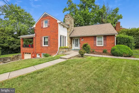 7400 Adelphi Rd, Hyattsville, MD 20783